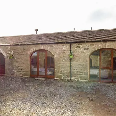 The Stables At Larklands * Ravensworth