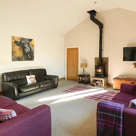 The Stables At Larklands * Ravensworth